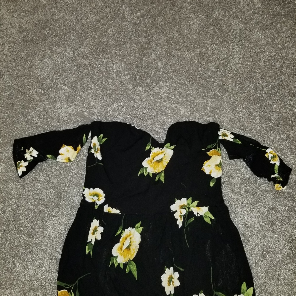 Dress - Picture 3 of 6